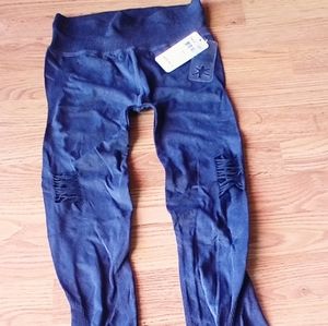 P**NWT Splendid Studio ladies leggings sz XS.    msrp $68.00